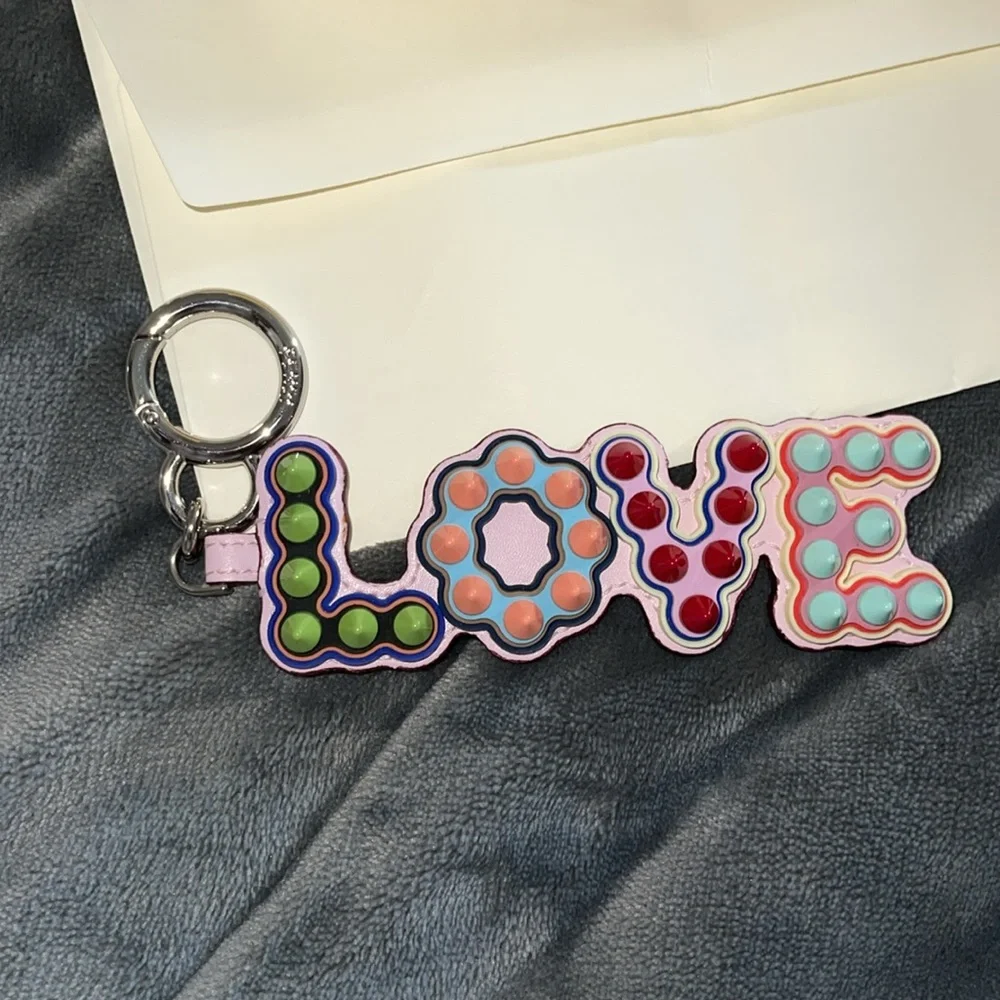 Fendi Brand new with tags key charm n USB holder and excellent condition w box - Picture 4 of 9